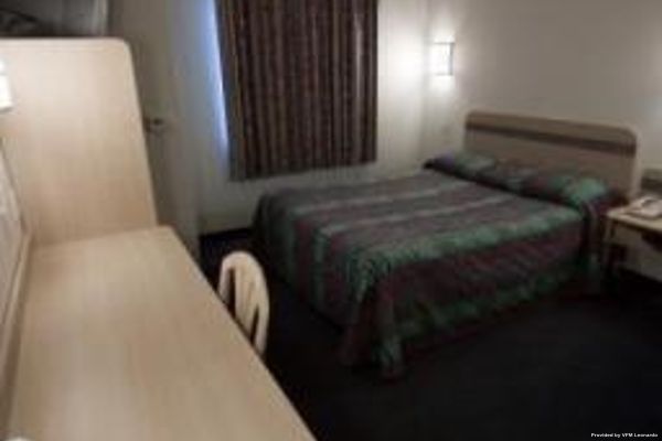 Palisade Hotel (Yuba City)